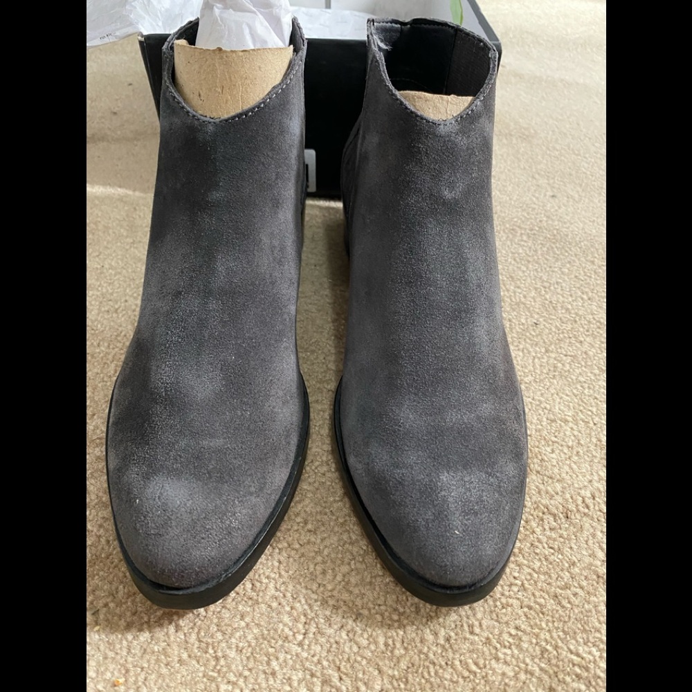 Dolce Vita Grey Suede Booties 9.5